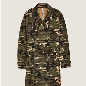 Men’s Zara Camo trench coat